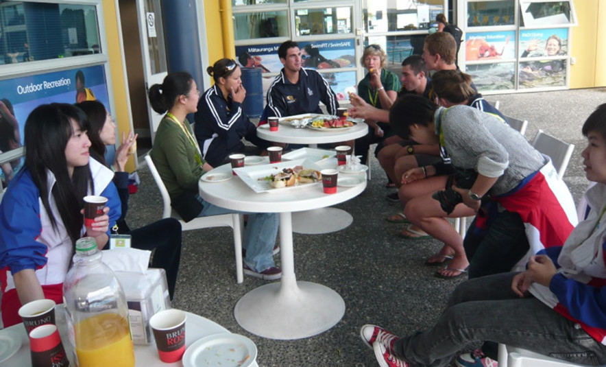 <p>Recipients of the ZESPRI<sup>&reg;</sup> Outstanding Junior Athlete Awards participate in a sharing session with top student-athletes from Bay of Plenty Polytechnic about the sports cultures of Hong Kong and New Zealand.</p>
