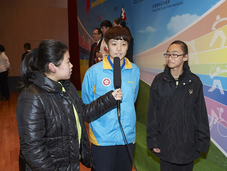 <p>The Sports for Hope Foundation Outstanding Junior Athlete Awards Presentation has a new initiative by inviting student reporters from three schools to interview the winning athletes, providing an excellent other learning experience for them. They are the HKSKH Bishop Hall Secondary School, Sha Tin Methodist College and St. Bonaventure Catholic Primary School.</p>
