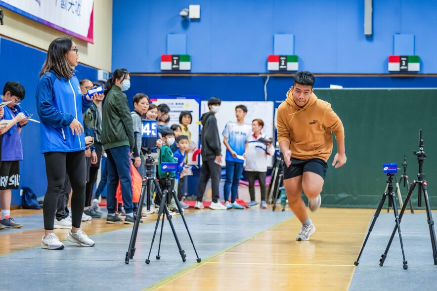 The HKSI Open Day 2024 featured a number of interactive activities for public, including sports tryouts, fitness challenges and elite athlete sports demonstrations and sharing sessions, increasing community understanding of elite sports development.