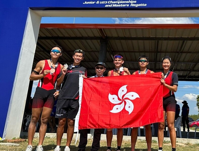 Chen Pak-hong (2nd from left), Jaden Li Head (3rd from right)&nbsp;and