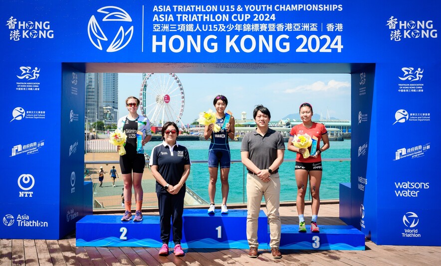 Anson Lun (1st from right)

(Photo: Triathlon Association of Hong Kong