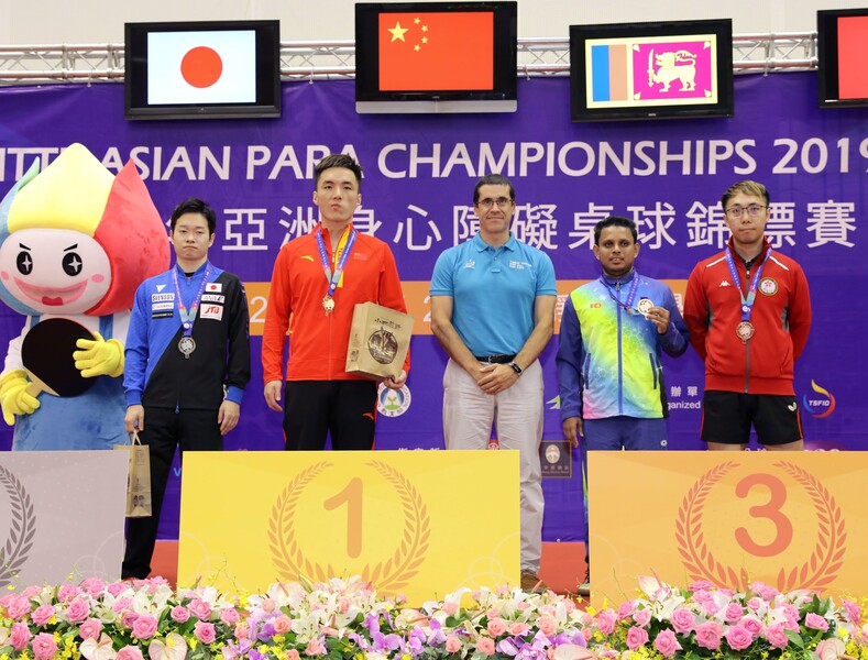 右一：王志贤（图片来源：ITTF Asian Para Table Tennis