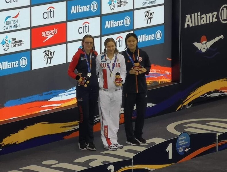 Right: Chan Yui-lam (photo:&nbsp;Hong Kong Sports Association for